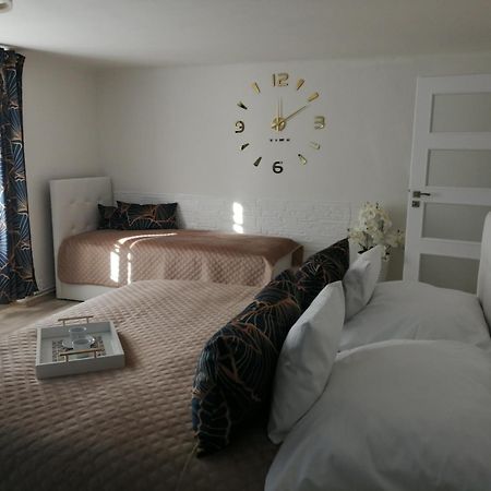 Apartman Deluxe Cheb Kültér fotó