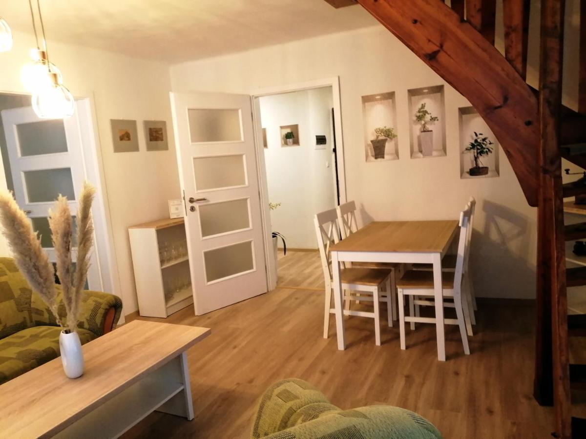 Apartman Deluxe Cheb Kültér fotó