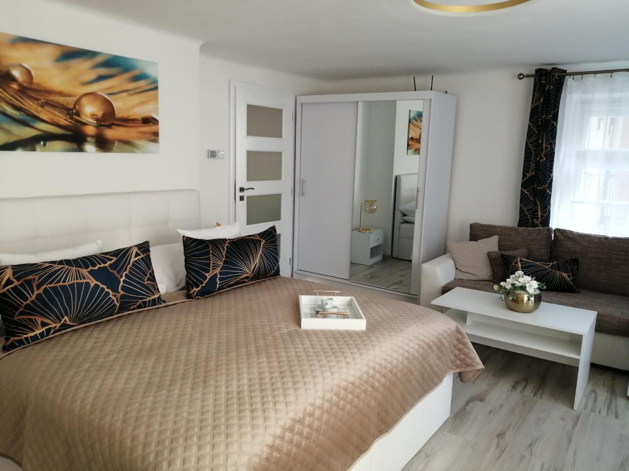 Apartman Deluxe Cheb Kültér fotó